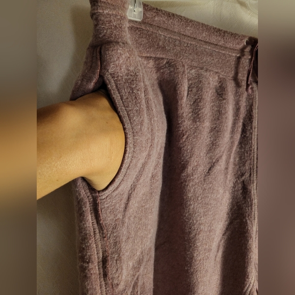 Free People Day Off Fleece Joggers - Picture 9 of 11